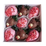 Набор клубники в шоколаде Милый медвежонок